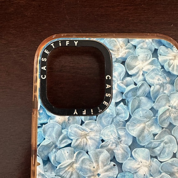 casetify case - Picture 3 of 4